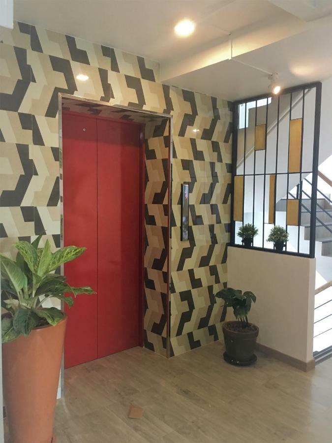 Bangkok Saran Poshtel Hotell Eksteriør bilde